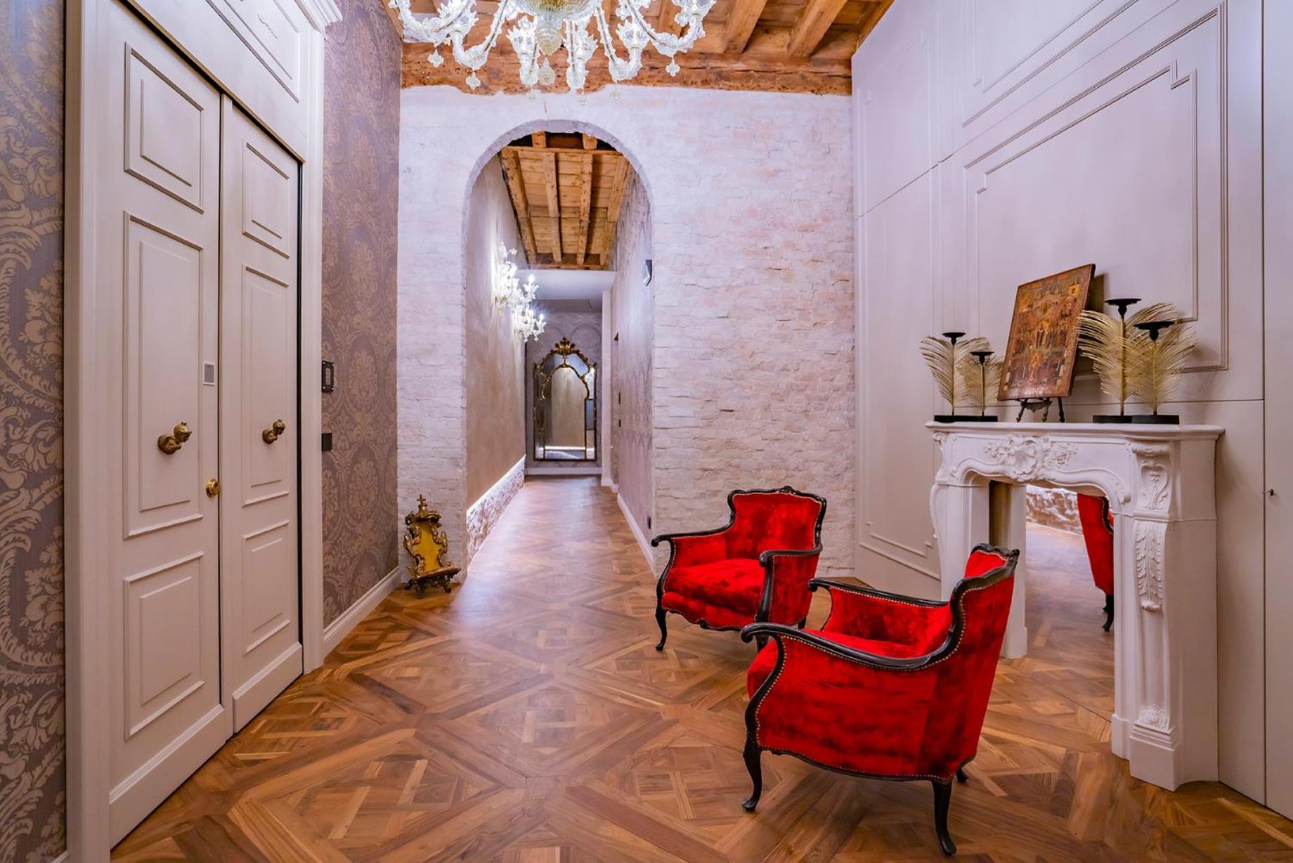 Corte Rubbi 8 Luxury Two-Bedroom Apartment -Dimora Italia - Venesia Bagian luar foto